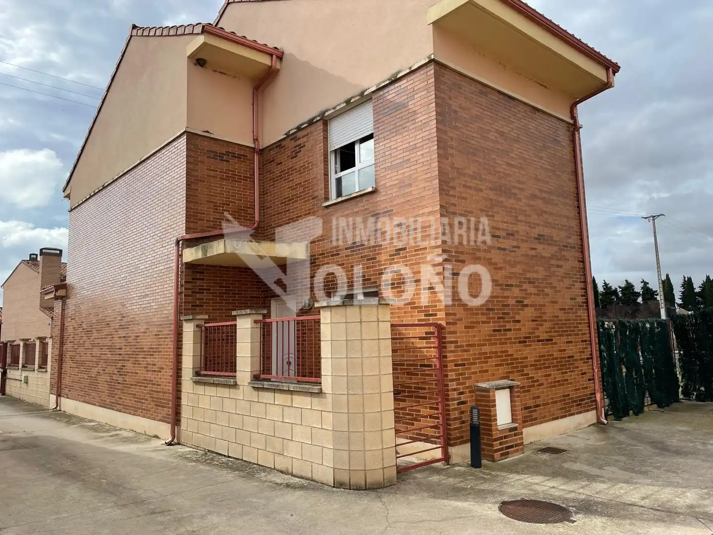 Vista exterior de Casa o chalet en venta en Cihuri con Calefacción, Jardín privado y Parquet