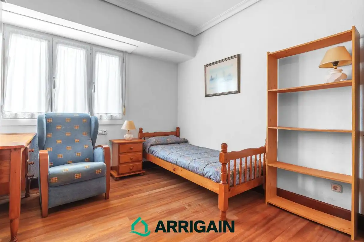 Bedroom of Flat for sale in Andoain  with Air Conditioner, Heating and Terrace