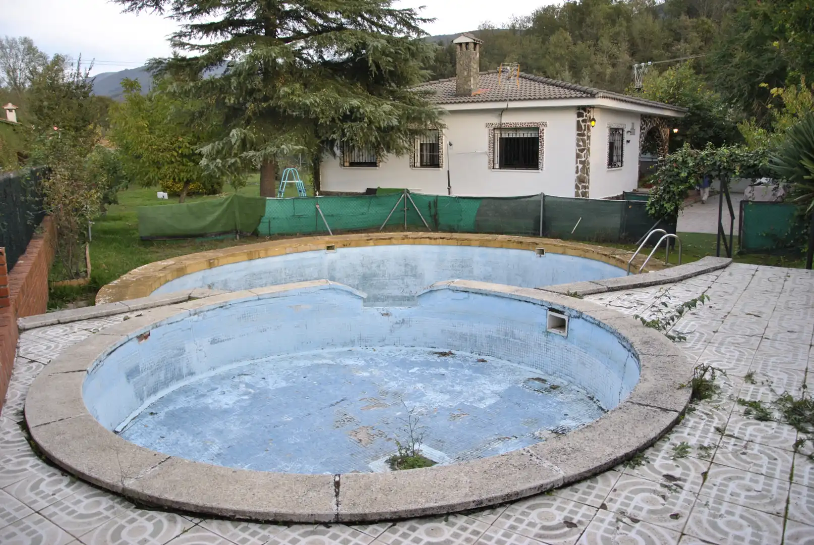 Swimming pool of Houses for sale in Casas del Castañar  with Heating, Private garden and Terrace