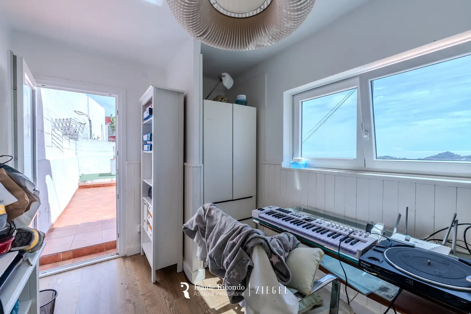 Balcony of Houses for sale in Santa Brígida  with Air Conditioner, Private garden and Terrace