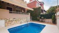 Swimming pool of House or chalet for sale in Elche / Elx  with Air Conditioner, Heating and Private garden