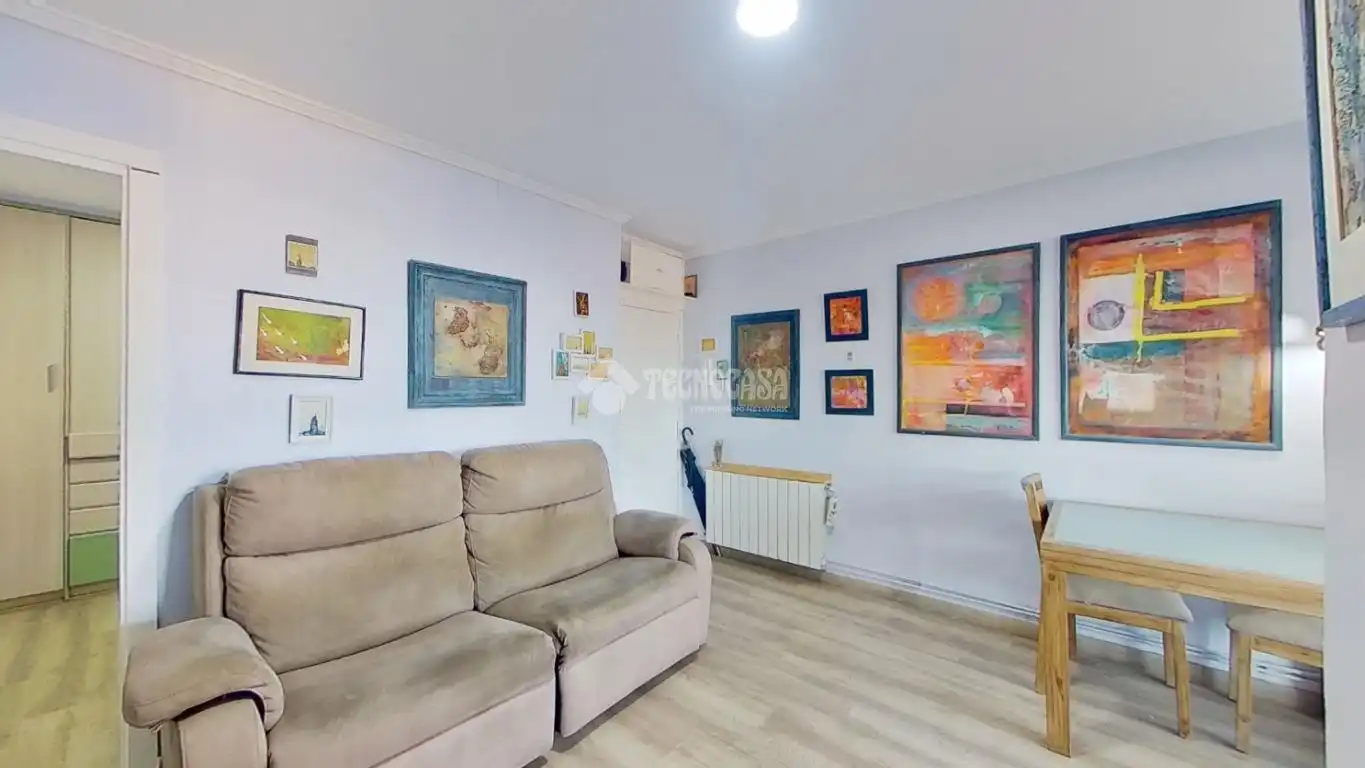 Sala de estar de Piso en venta en Barberà del Vallès con Parquet y Terraza