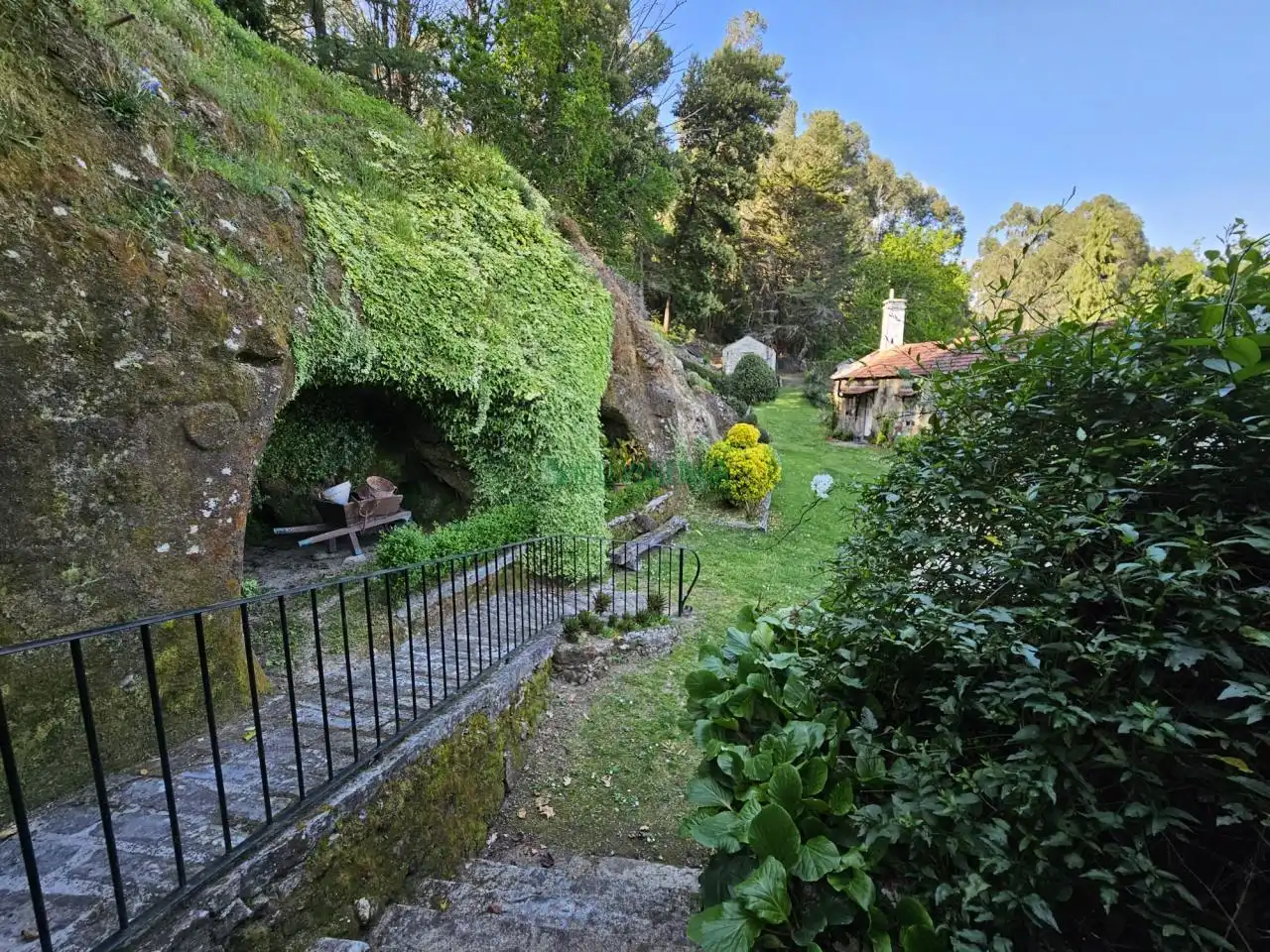 Jardín de Finca rústica en venta en A Cañiza   con Calefacción, Jardín privado y Terraza