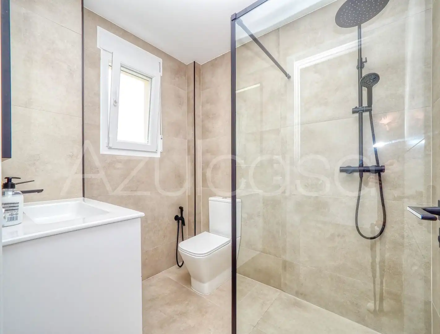 Bathroom of Detached homes for sale in El Campello  with Air Conditioner, Terrace and Alarm