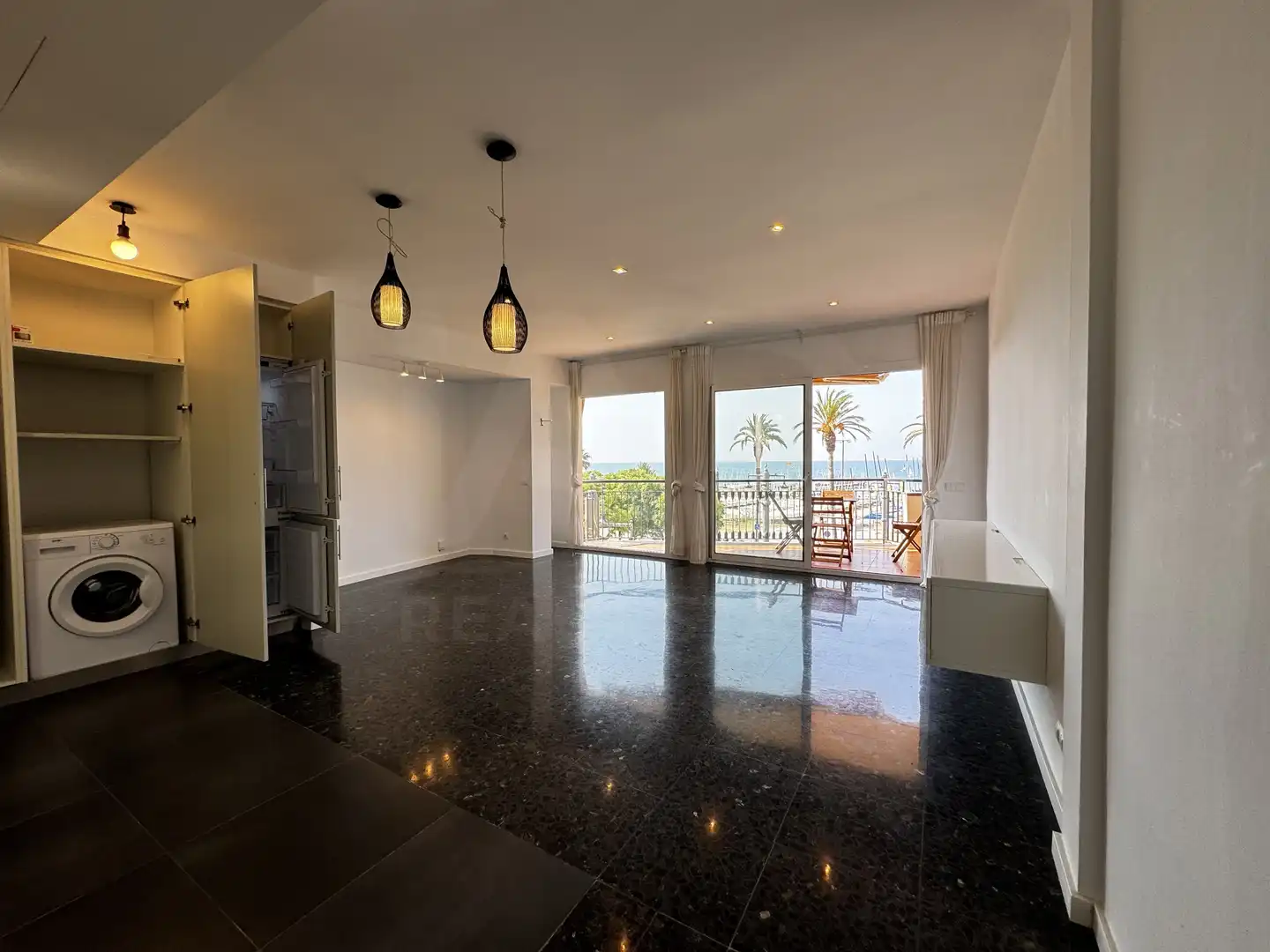 Living room of Flat for rent in Sitges  with Air Conditioner