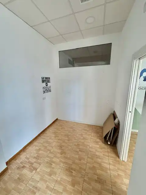Local commercial à vendre à Casco Antiguo, imagen 10