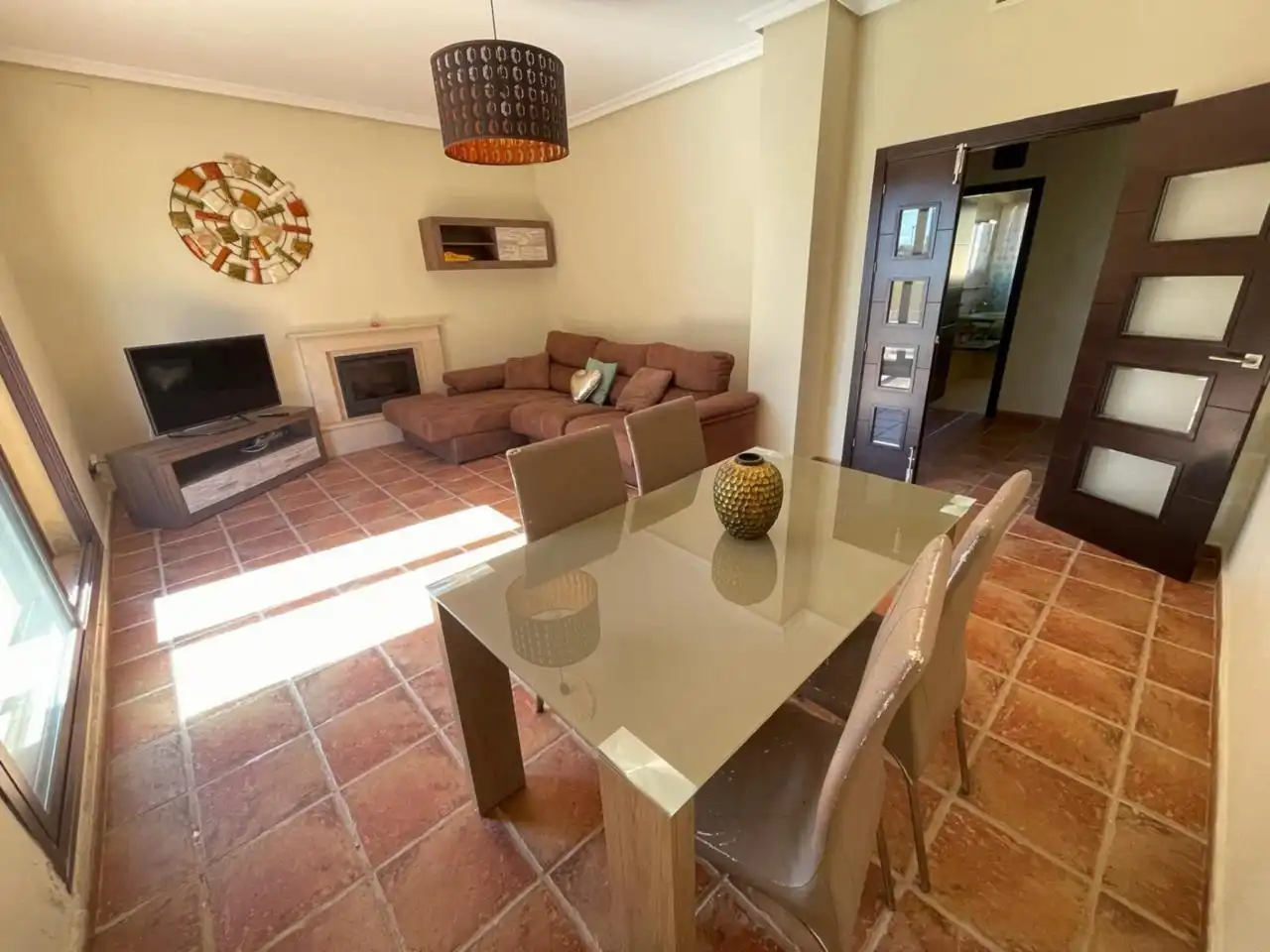 Menjador de Casa o xalet en venda en Chiclana de la Frontera amb Aire condicionat, Calefacció i Jardí privat