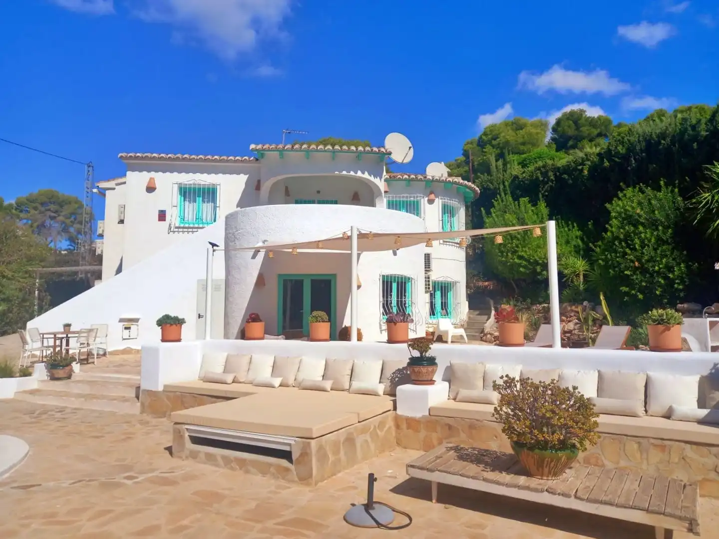 Detached house with pool to rent in Casco Urbano