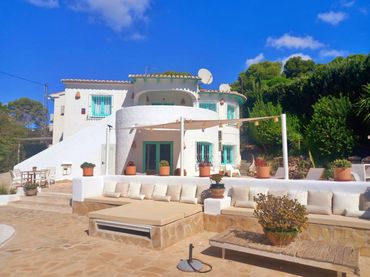 Detached house with pool to rent in Casco Urbano