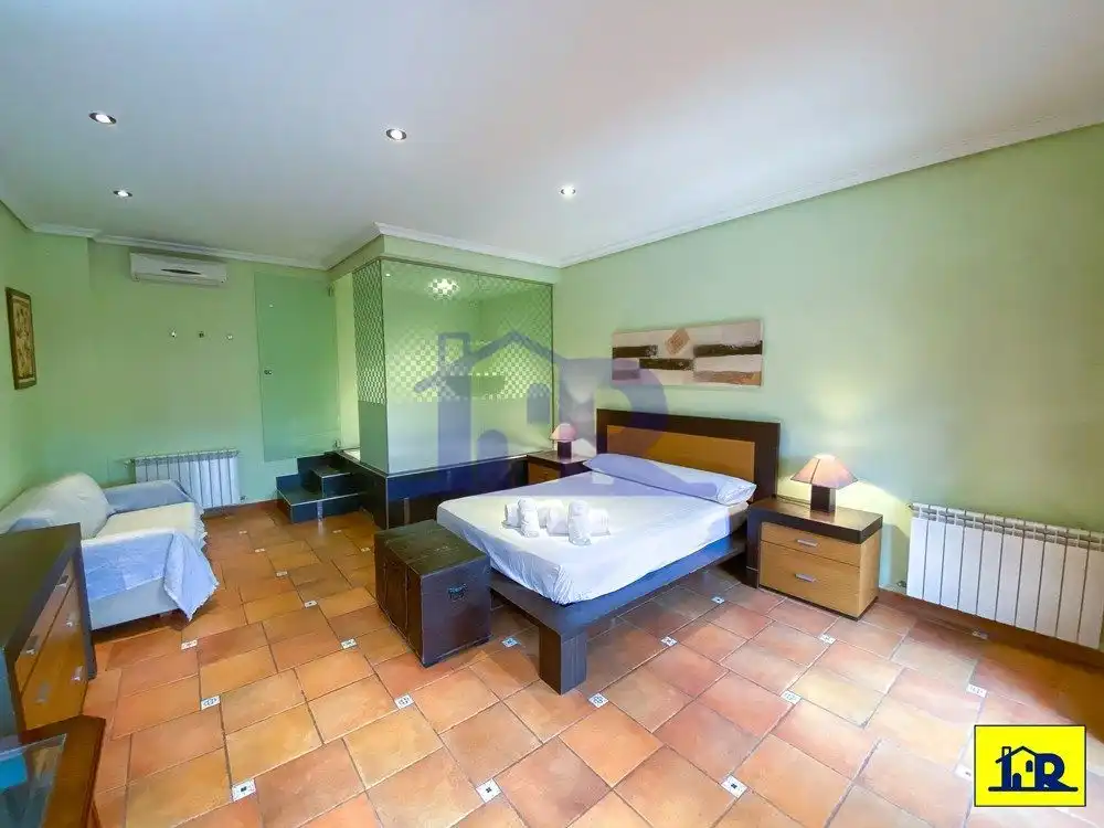 Bedroom of Houses for sale in Arcas del Villar  with Air Conditioner, Heating and Terrace