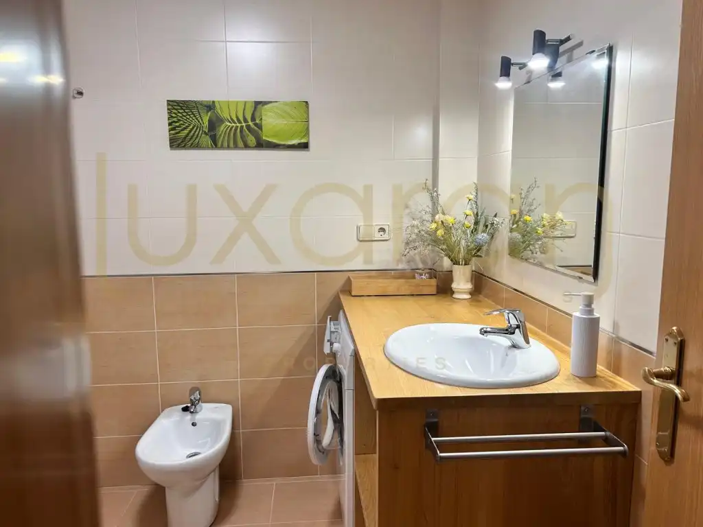 Bathroom of Apartments for sale in La Guingueta d'Àneu