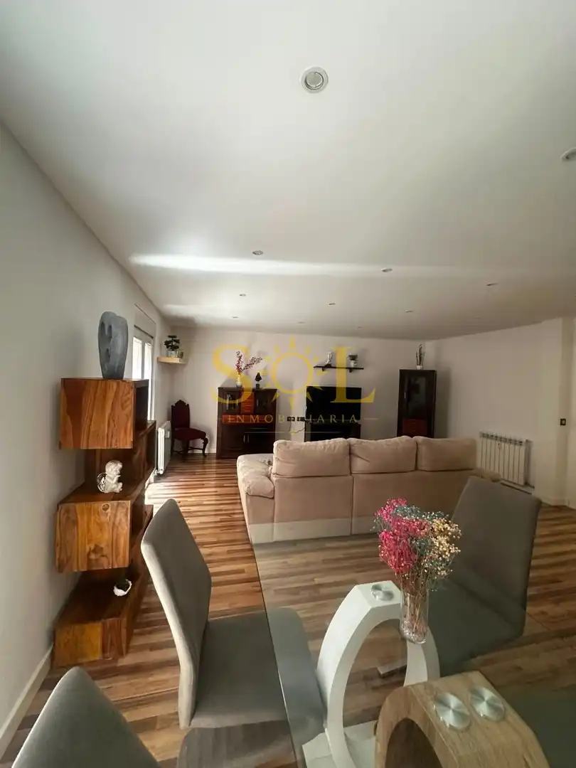 Living room of Flat for sale in León Capital   with Heating, Furnished and Oven