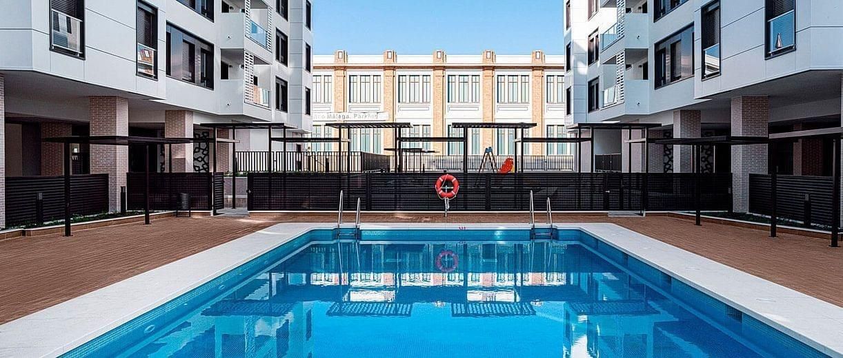 Piscina de Pis en venda en Málaga Capital amb Aire condicionat, Terrassa i Traster