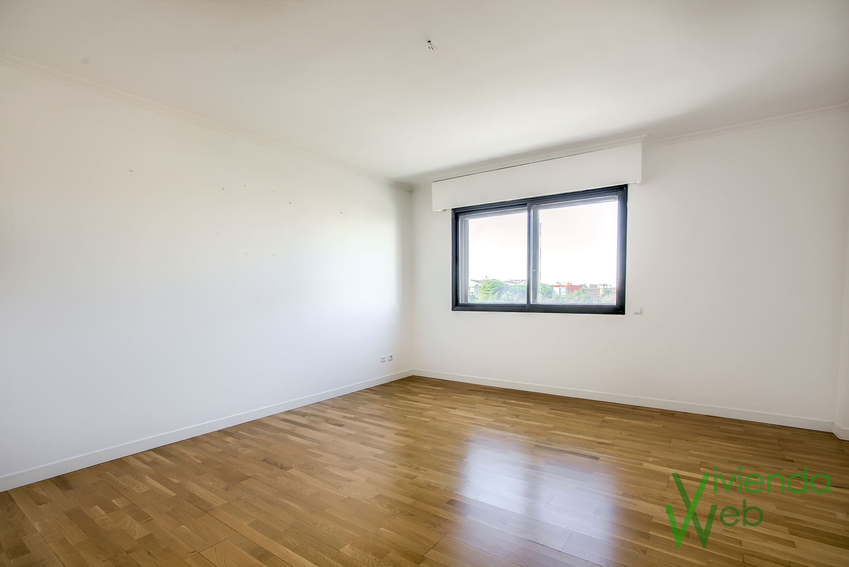 Pis de lloguer a Plaza del Descubridor Diego de Ordás, 1, Ríos Rosas - Nuevos Ministerios, Chamberí