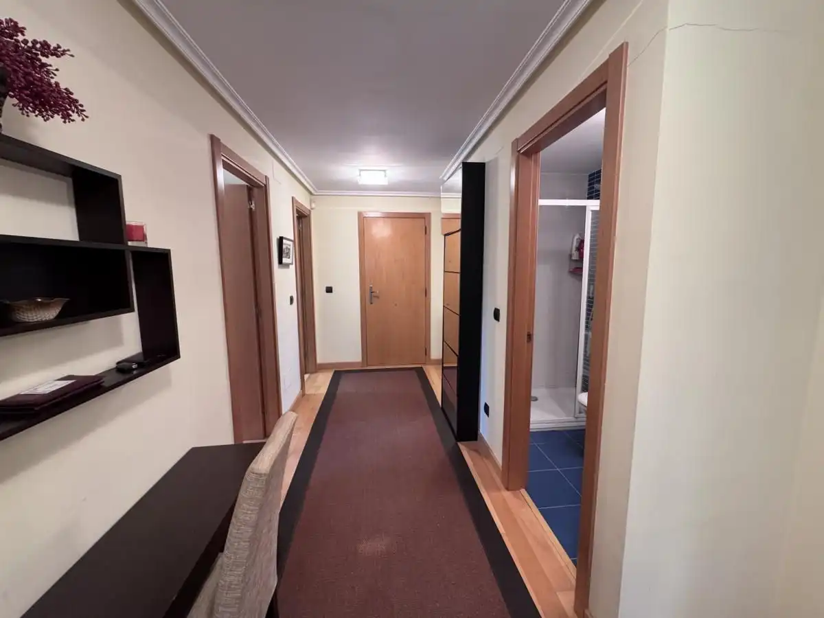 Wohnung zum Verkauf in Llanes mit Heizung, Privatgarten und Terrasse