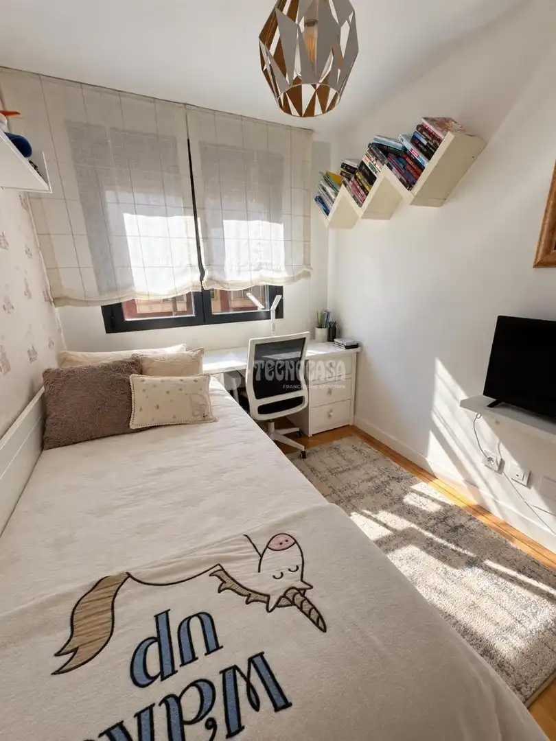 Schlafzimmer von Wohnung zum Verkauf in Madrid mit Abstellraum