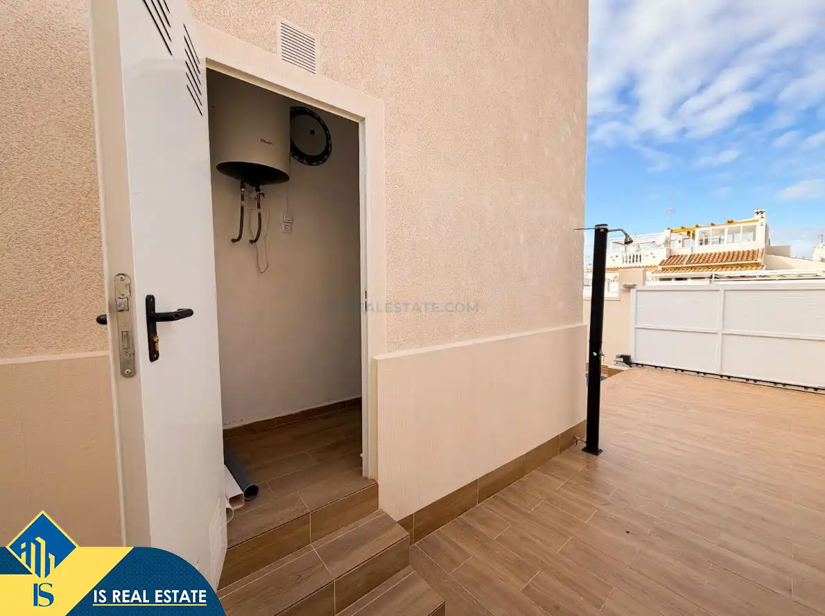 Terraza de Casa o chalet en venta en Torrevieja con Aire acondicionado, Calefacción y Jardín privado