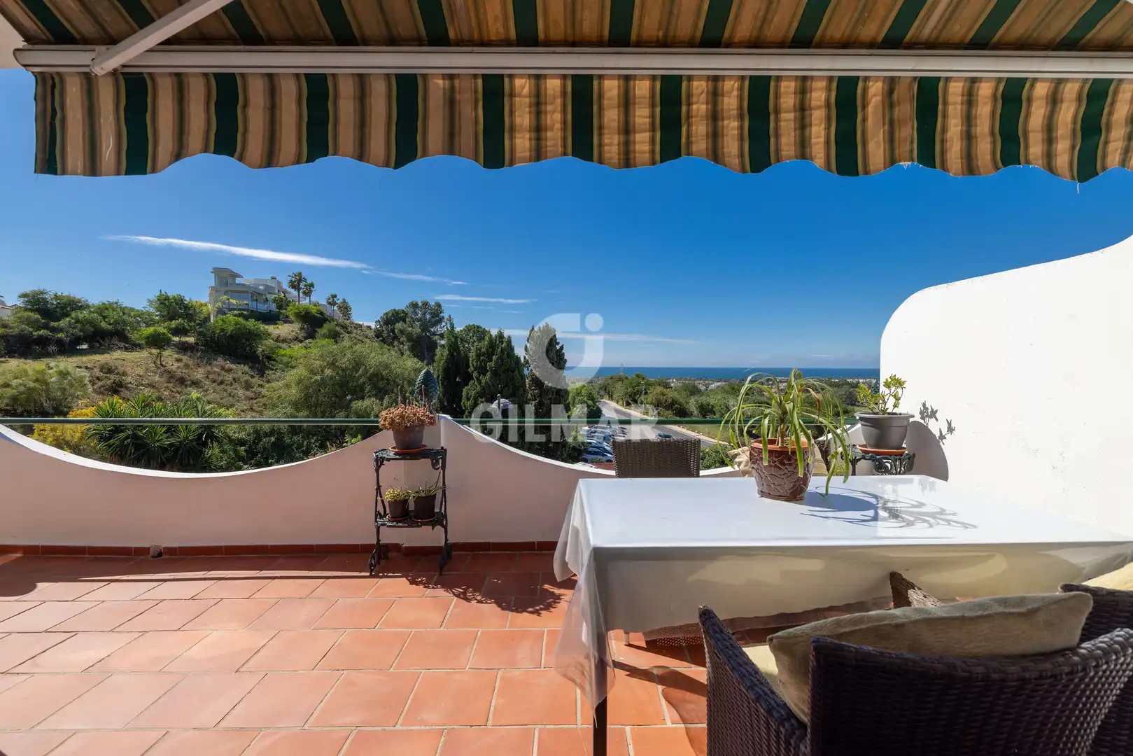 Terrassa de Casa adosada en venda en Marbella