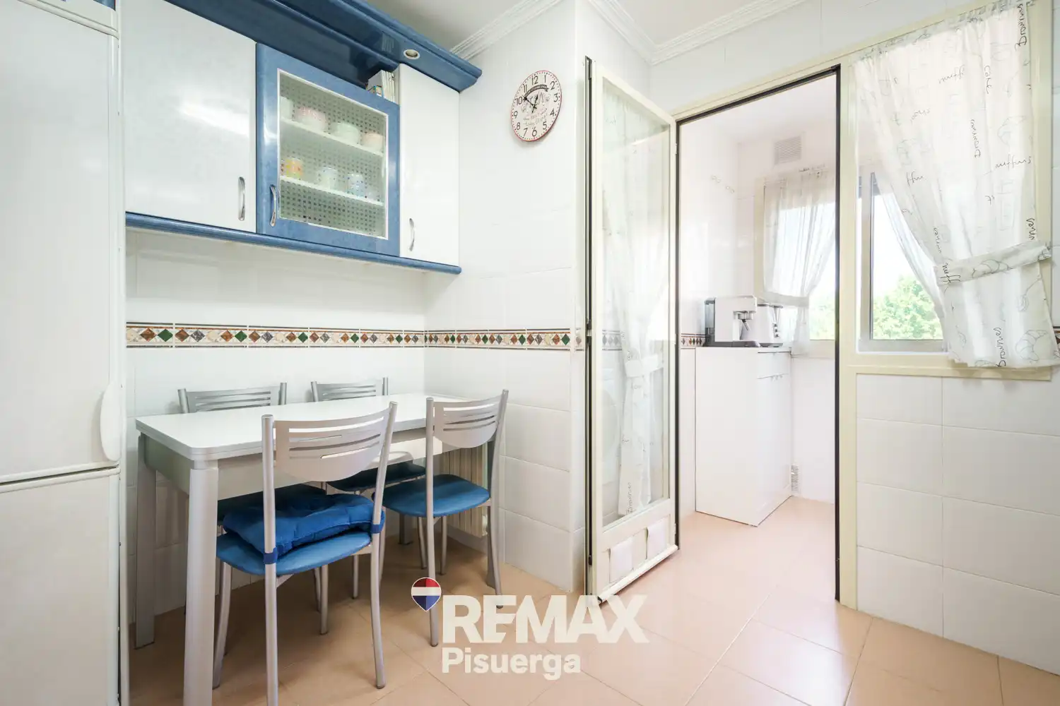 Cocina de Piso en venta en Valladolid con Aire acondicionado, Calefacción y Jardín privado