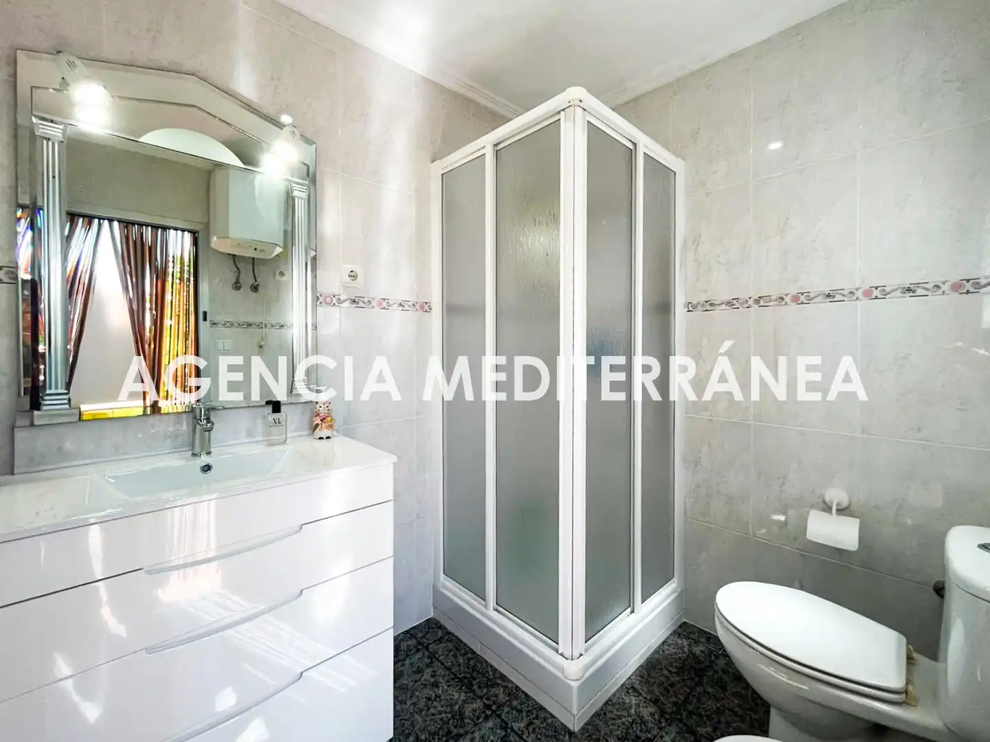 Chalet con piscina en venta en Montserrat, imagen 59