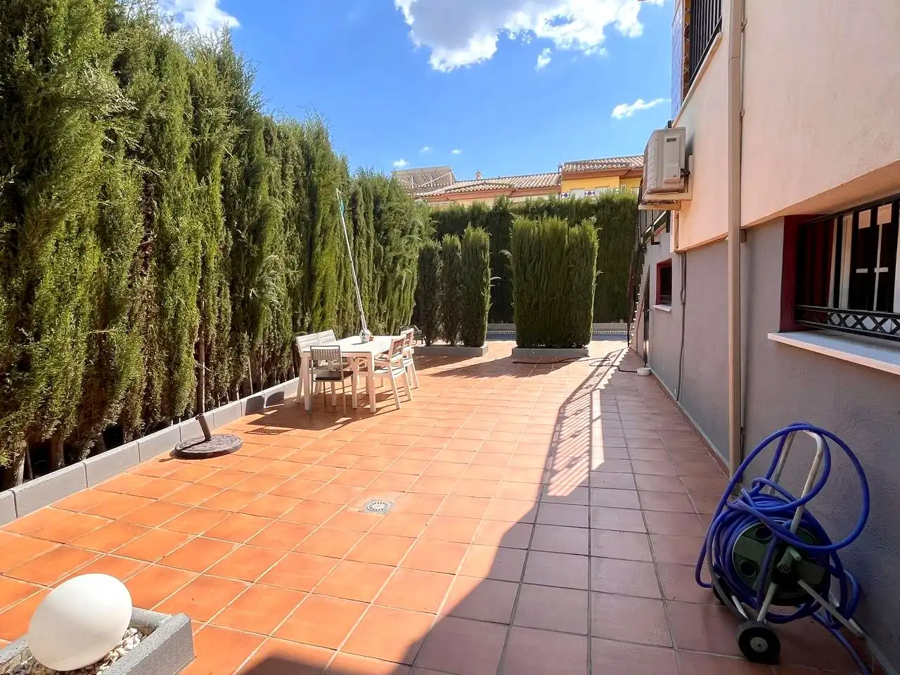 Terrassa de Casa o xalet en venda en Peligros amb Aire condicionat, Calefacció i Jardí privat