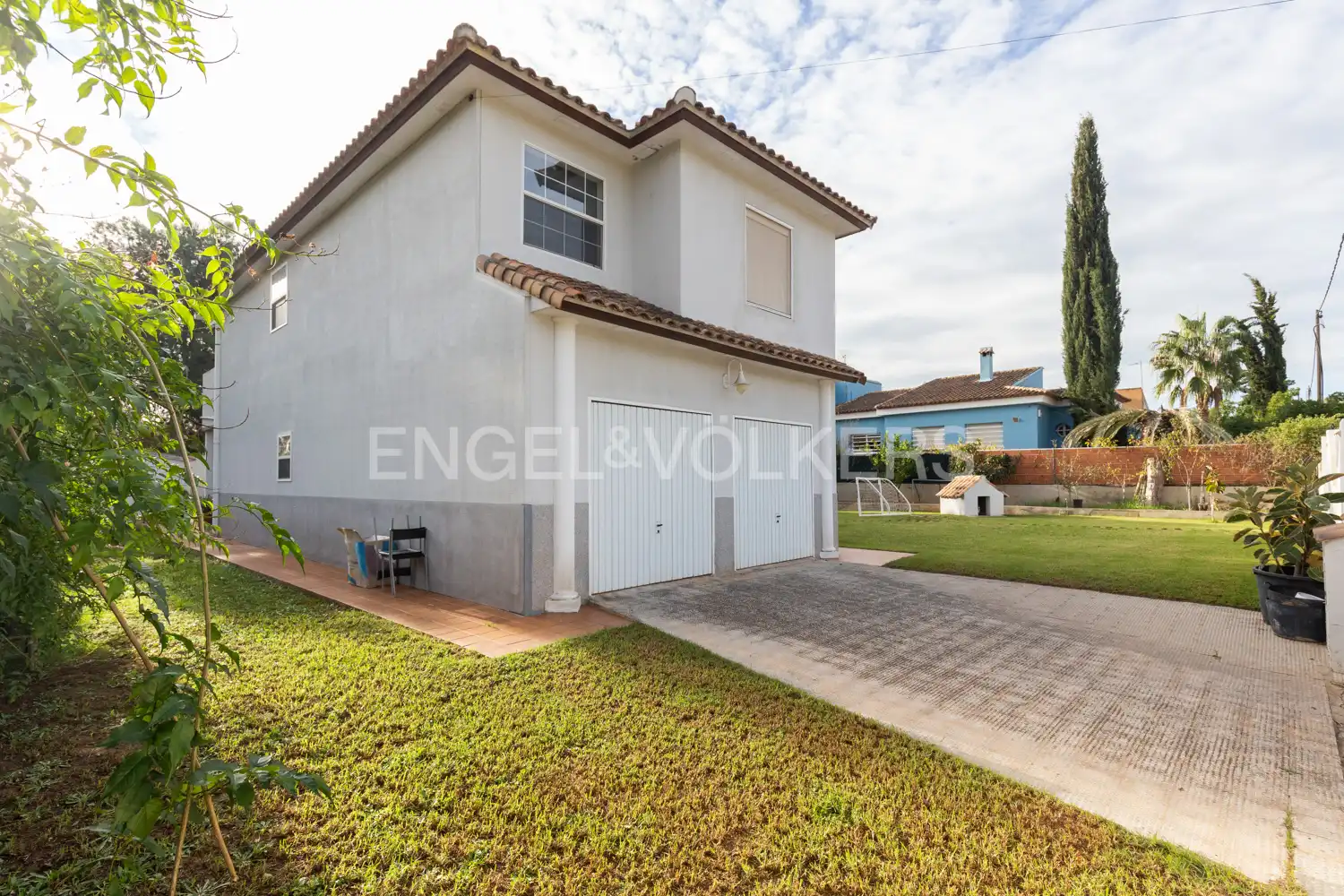 Vista exterior de Casa o chalet de alquiler en Serra con Calefacción, Jardín privado y Parquet