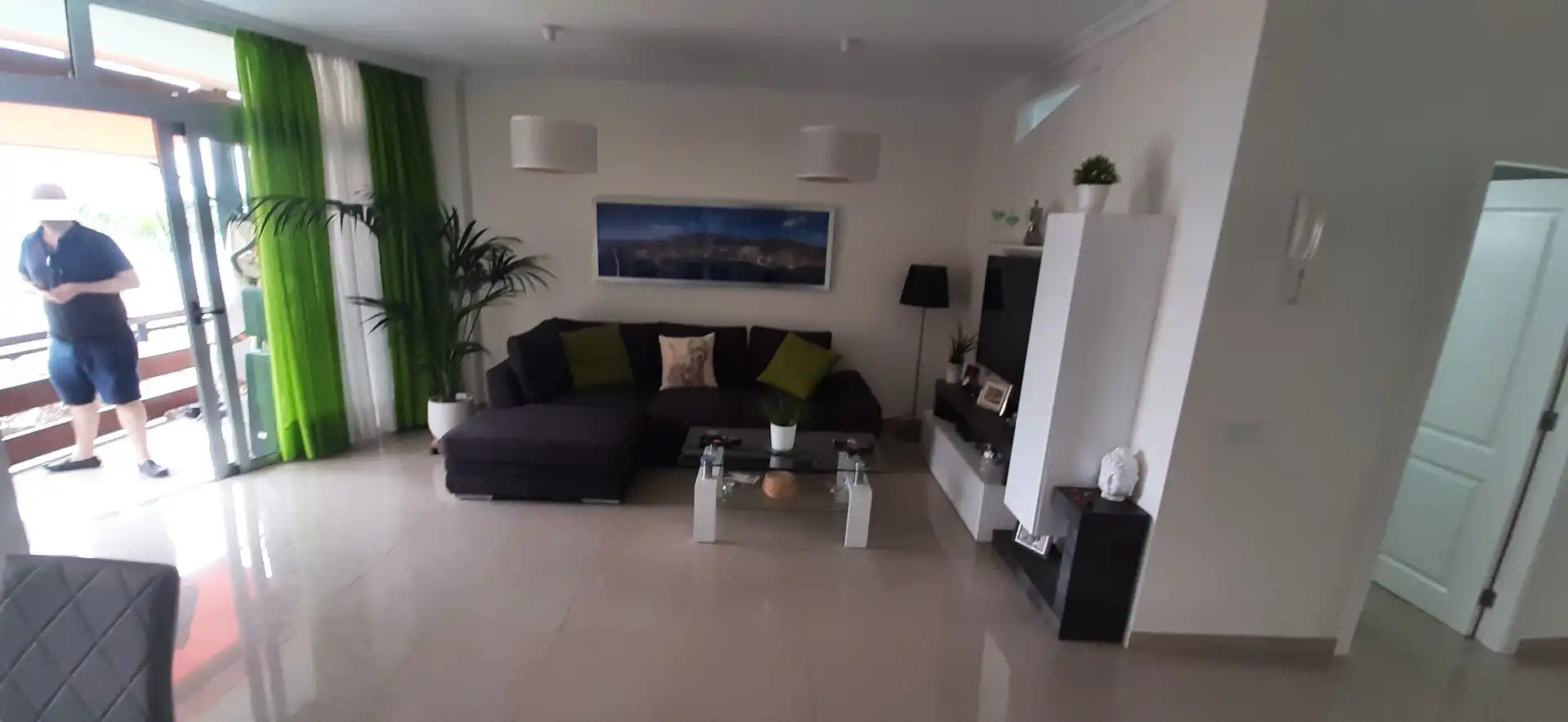 Sala de estar de Apartamento en venta en Arona con Terraza y Piscina comunitaria