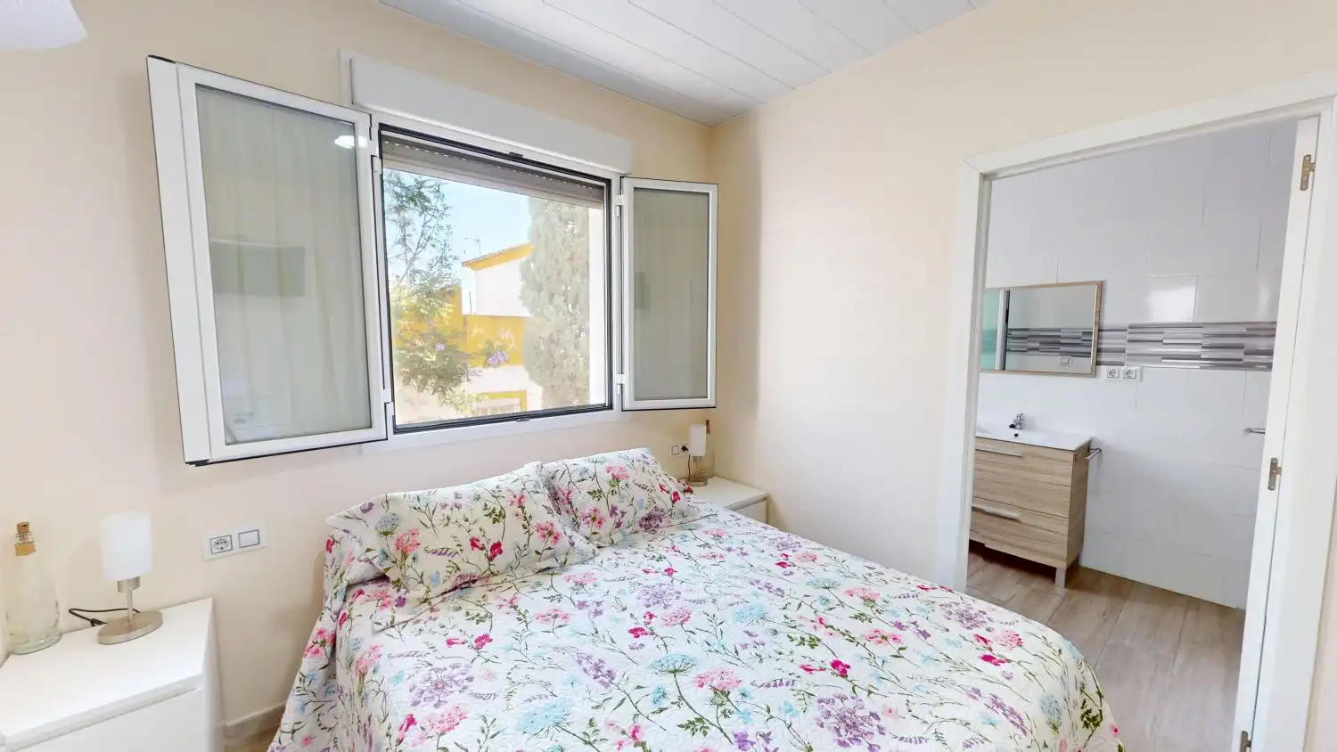 Dormitori de Casa o xalet en venda en Alcalá de Guadaira