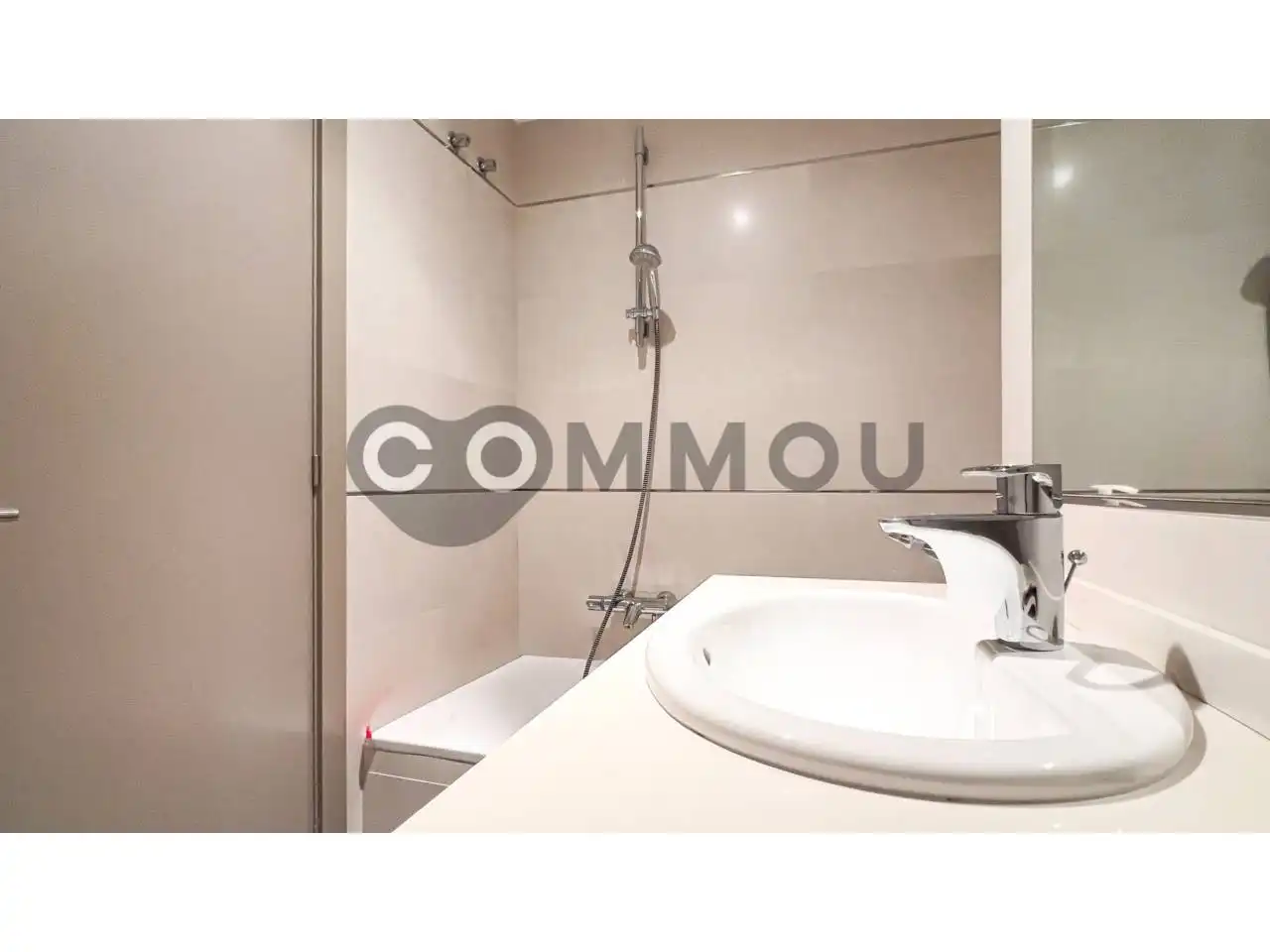 Baño de Piso en venta en Vic con Aire acondicionado, Calefacción y Parquet