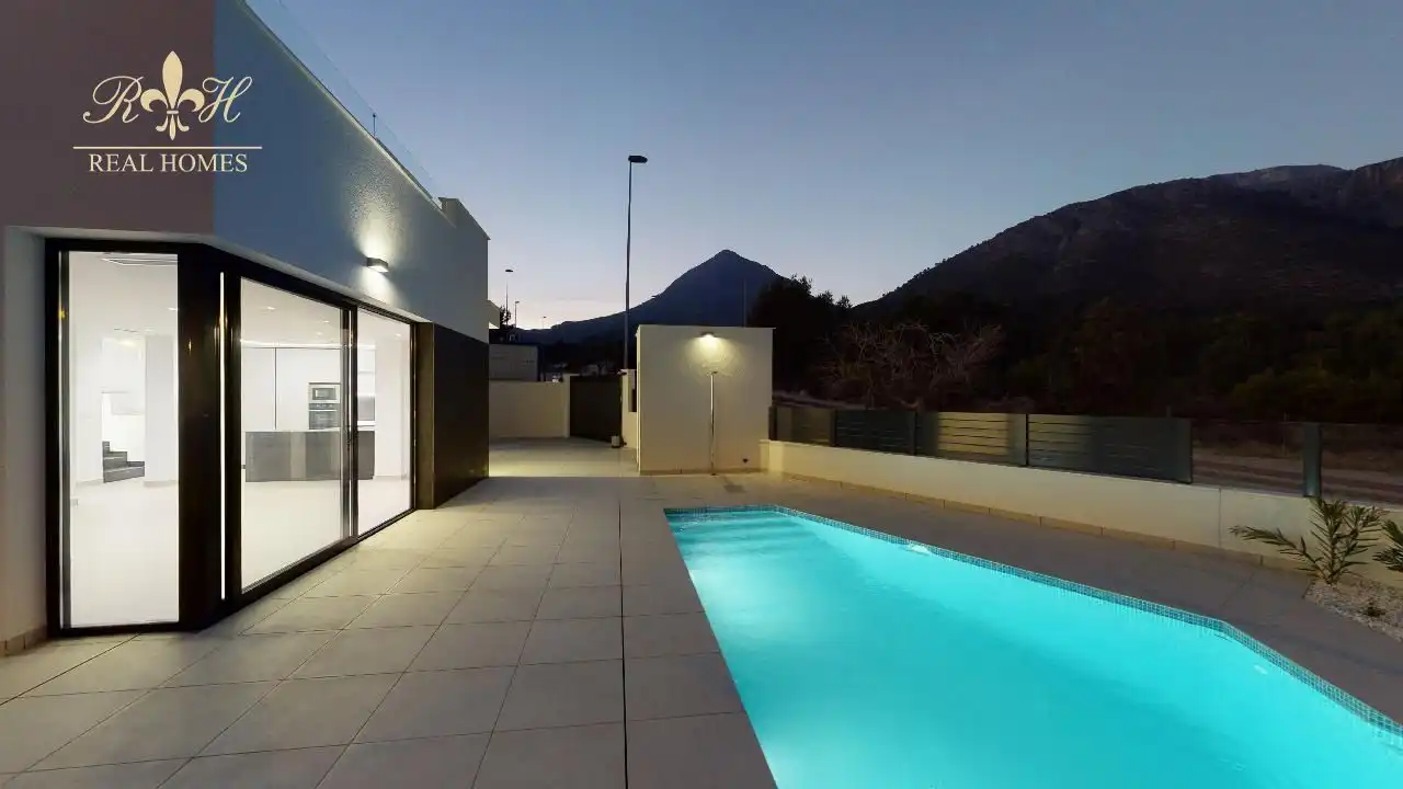 Vista exterior de Casa o chalet en venta en Polop con Aire acondicionado, Calefacción y Trastero
