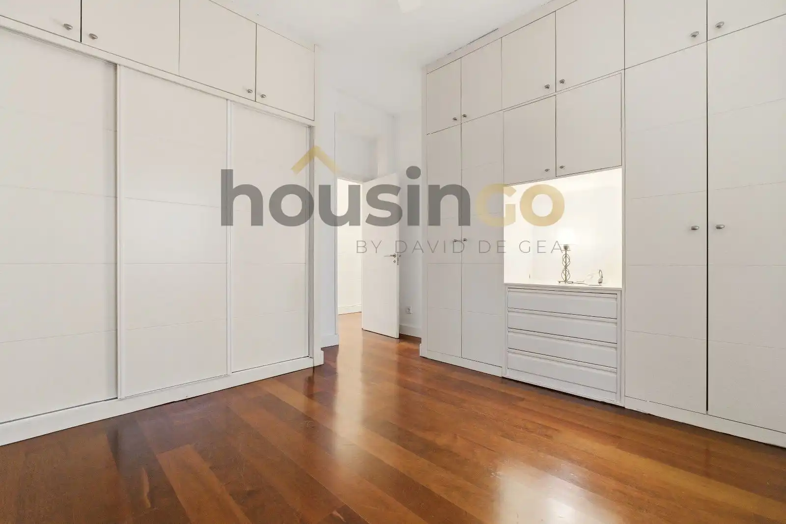 Bedroom of Flat for sale in Madrid  with Air Conditioner, Heating and Storage room