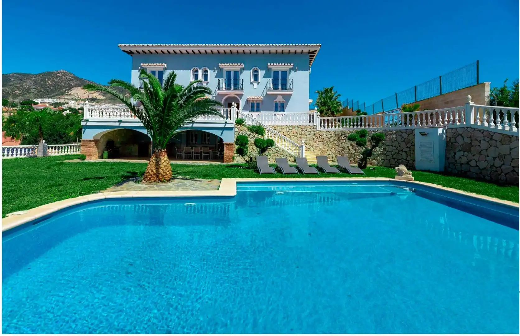 Piscina de Casa o chalet en venta en Benalmádena con Aire acondicionado, Jardín privado y Terraza