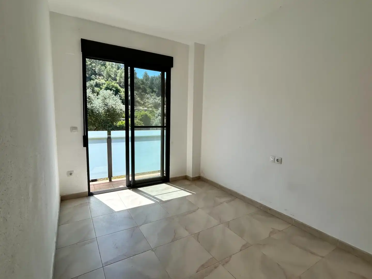Appartamento con terrazza in vendita a Calle Calle Camino de Forna, imagen 6
