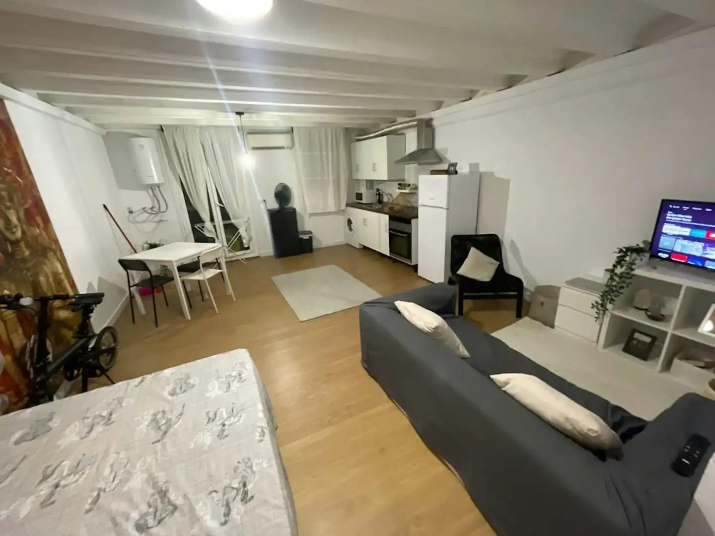 Piso de alquiler en Barcelona con Aire acondicionado, Calefacción y Amueblado