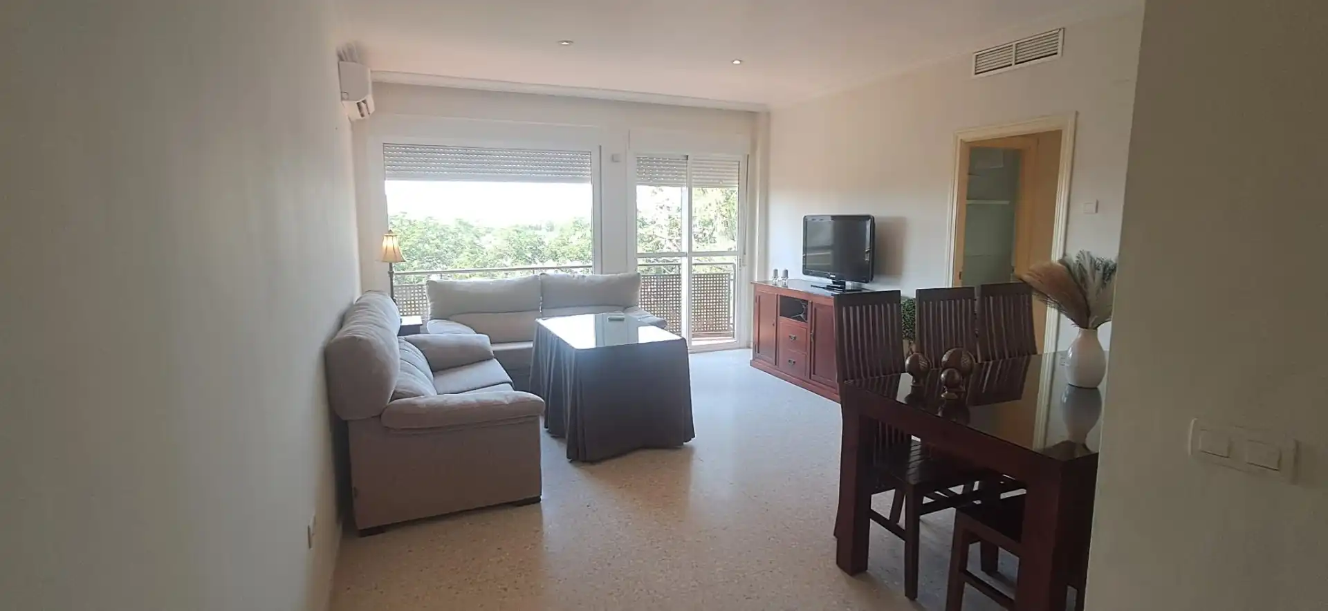 Living room of Flat for sale in Utrera  with Air Conditioner, Terrace and Storage room