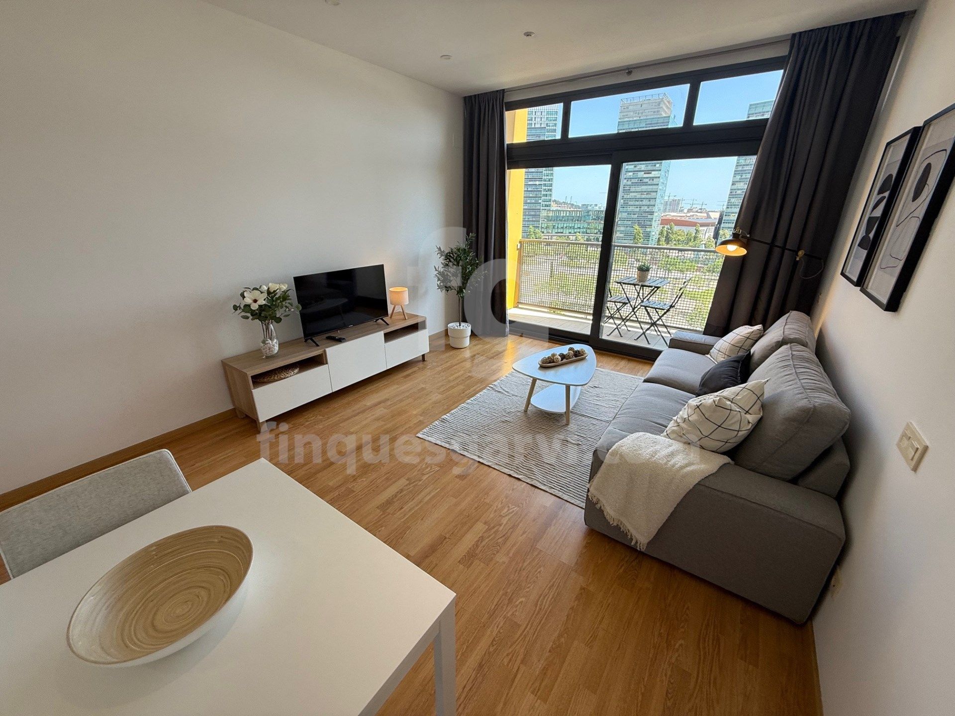 Living room of Duplex to rent in L'Hospitalet de Llobregat  with Air Conditioner, Heating and Swimming Pool