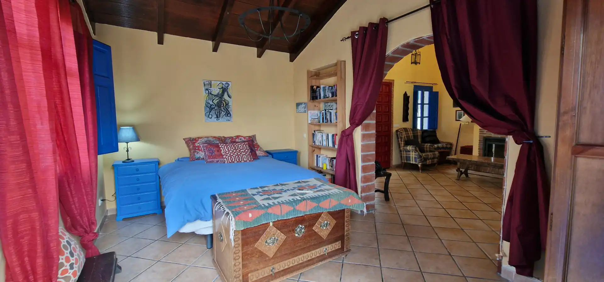 Habitación de Finca rústica en venta en Alhaurín El Grande con Aire acondicionado, Calefacción y Jardín privado