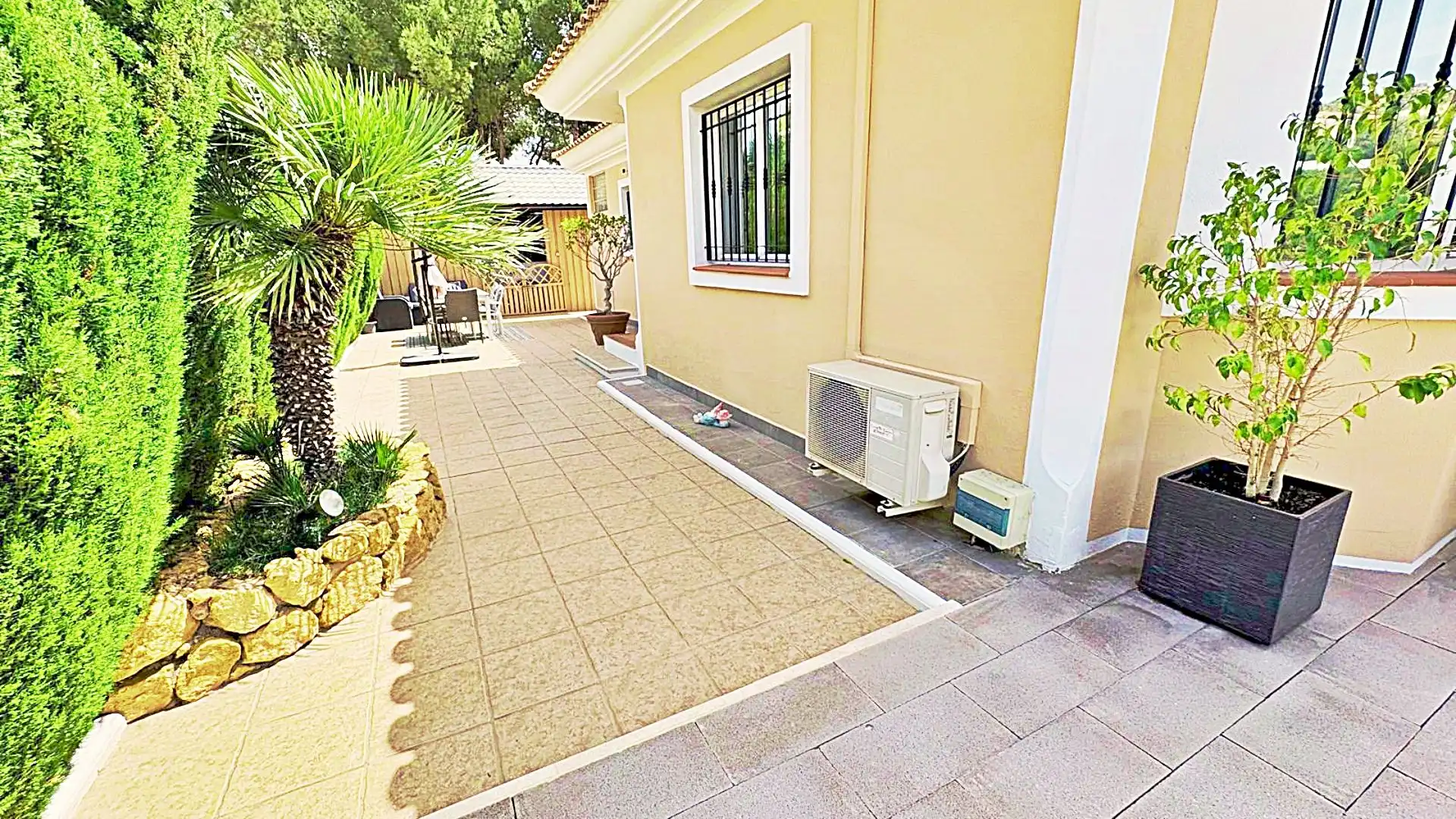 Detached house with pool for sale in carrer del Vespre, imagen 7