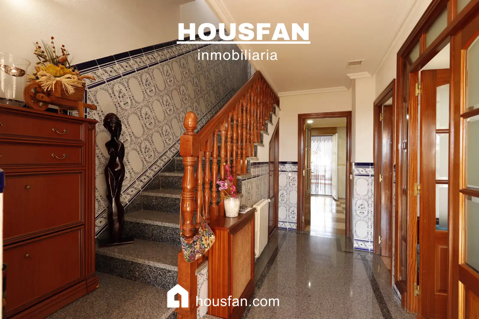 Houses for sale in Cáceres  with Air Conditioner, Heating and Private garden