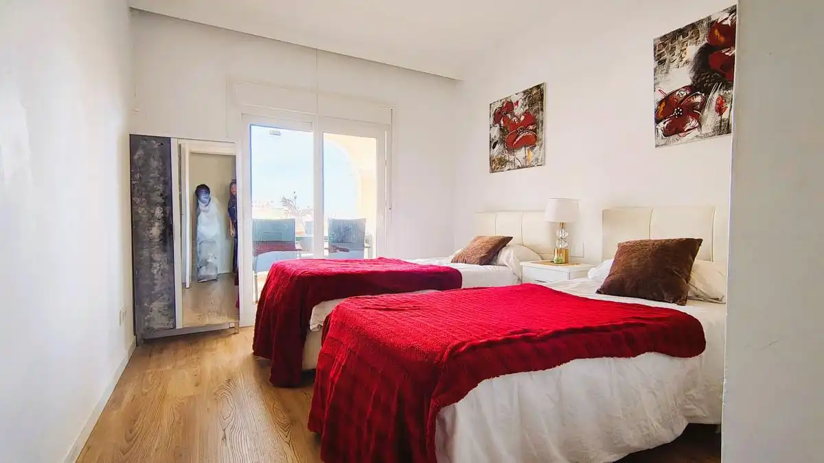 Apartamento con piscina en venta en Calle HERROJO EL 2, imagen 20