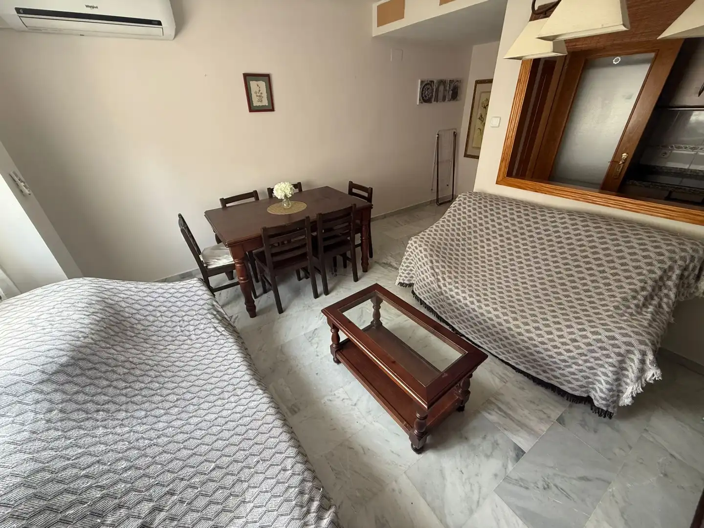 Wohnzimmer von Wohnung zur Miete in Jaén mit Klimaanlage, Möbliert und Waschmaschine