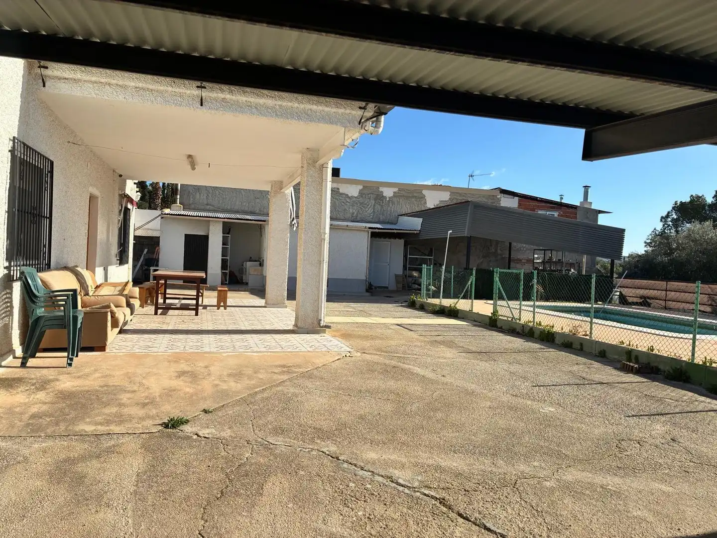 Vista exterior de Casa o xalet en venda en Molina de Segura amb Piscina i Piscina comunitària