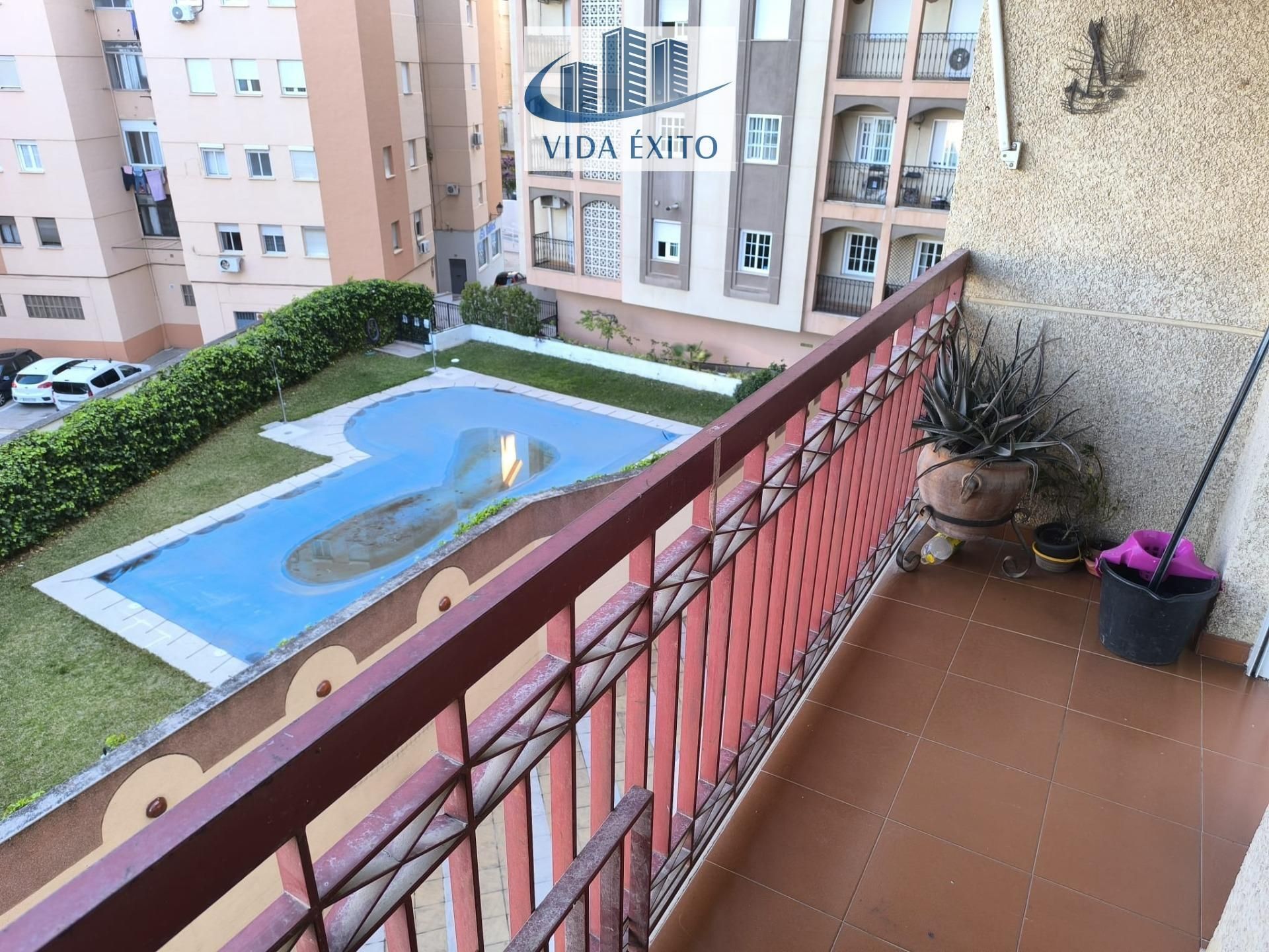 Swimming pool of Flat for sale in  Jaén Capital  with Air Conditioner, Heating and Parquet flooring