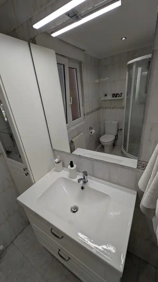 Bathroom of Apartments for rent in Castro-Urdiales  with Heating, Private garden and Terrace
