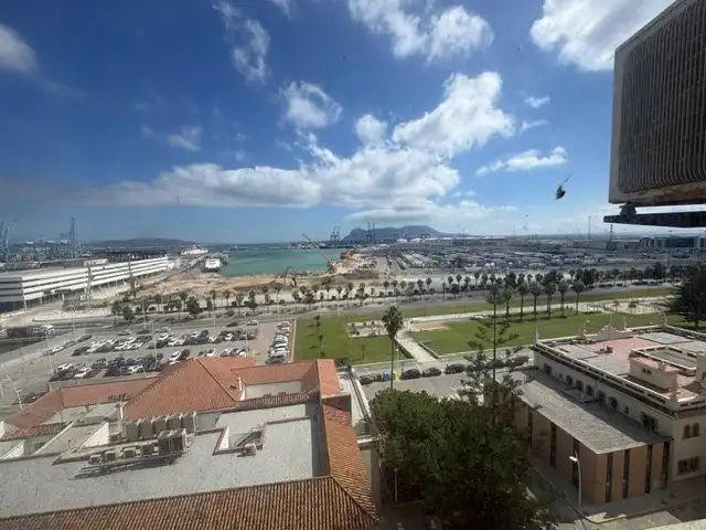 Flat with lift for sale in Calle Emilio Burgos, imagen 2