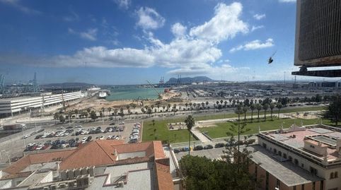 Foto 2 de Piso en venta en Calle Emilio Burgos, Casco Antiguo, Algeciras