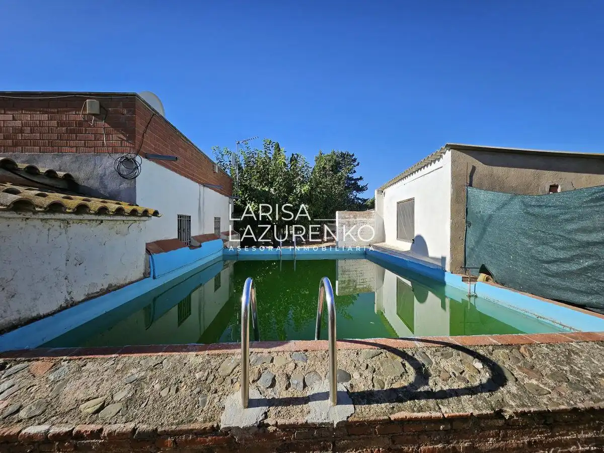 Piscina de Finca rústica en venda en Vinyols i els Arcs