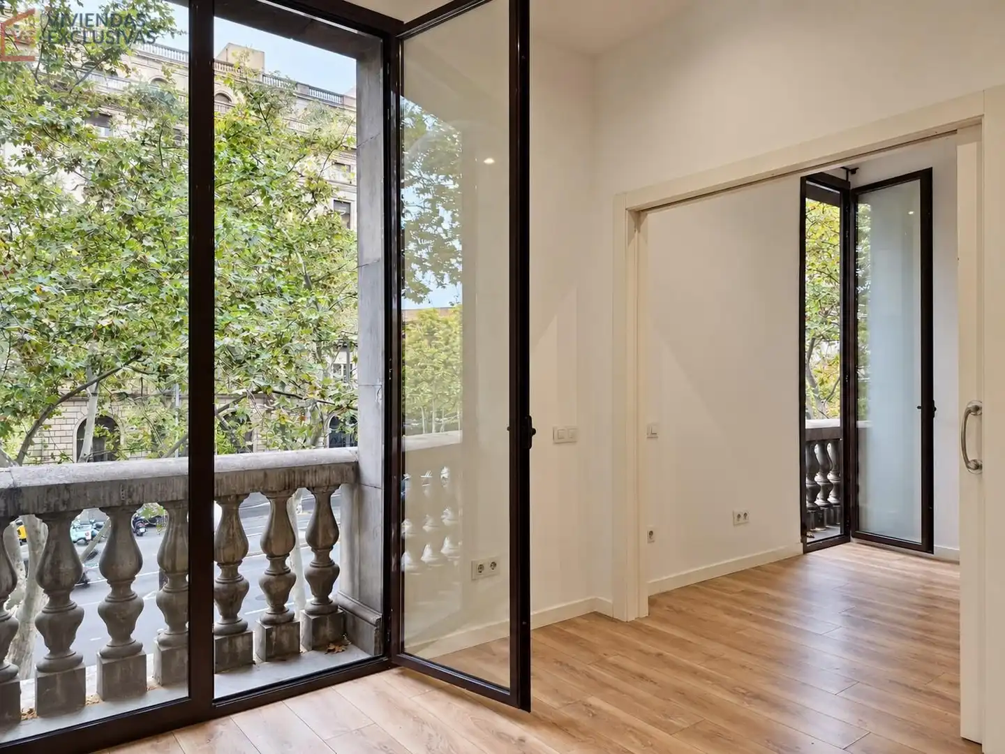 Terrassa de Oficina de lloguer en Eixample