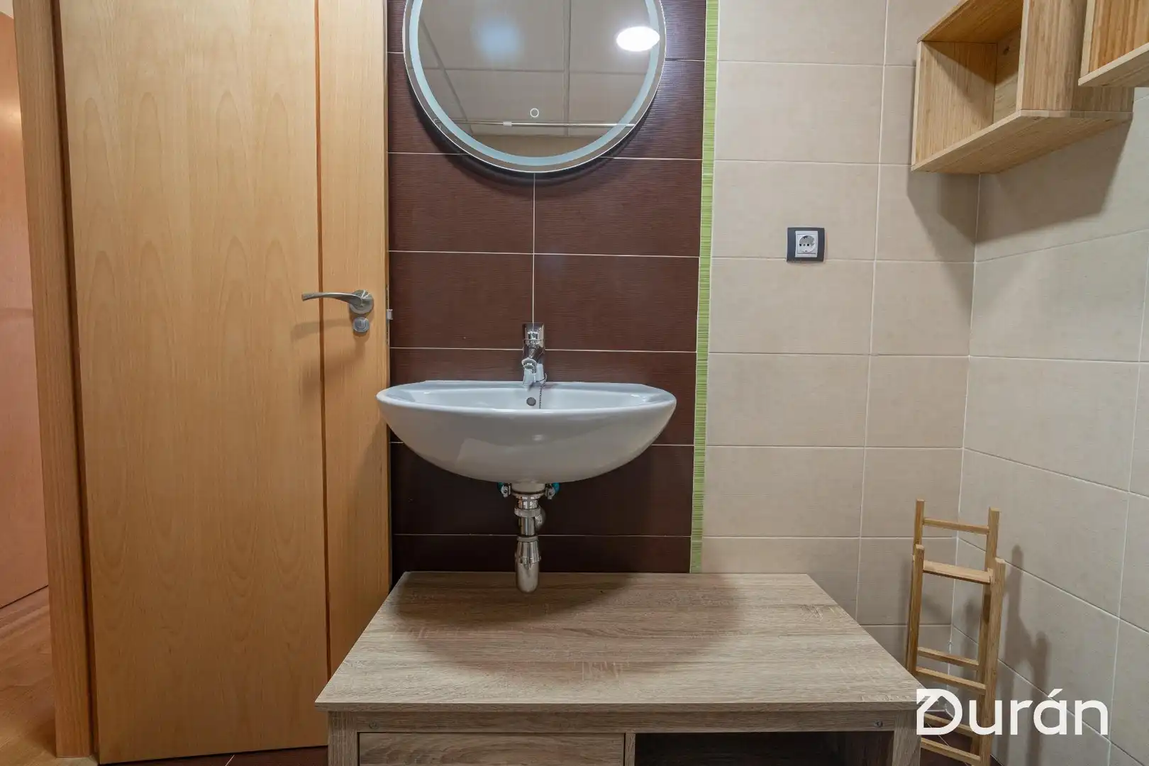 Bathroom of Flat for sale in El Ejido  with Parquet flooring, Terrace and Furnished