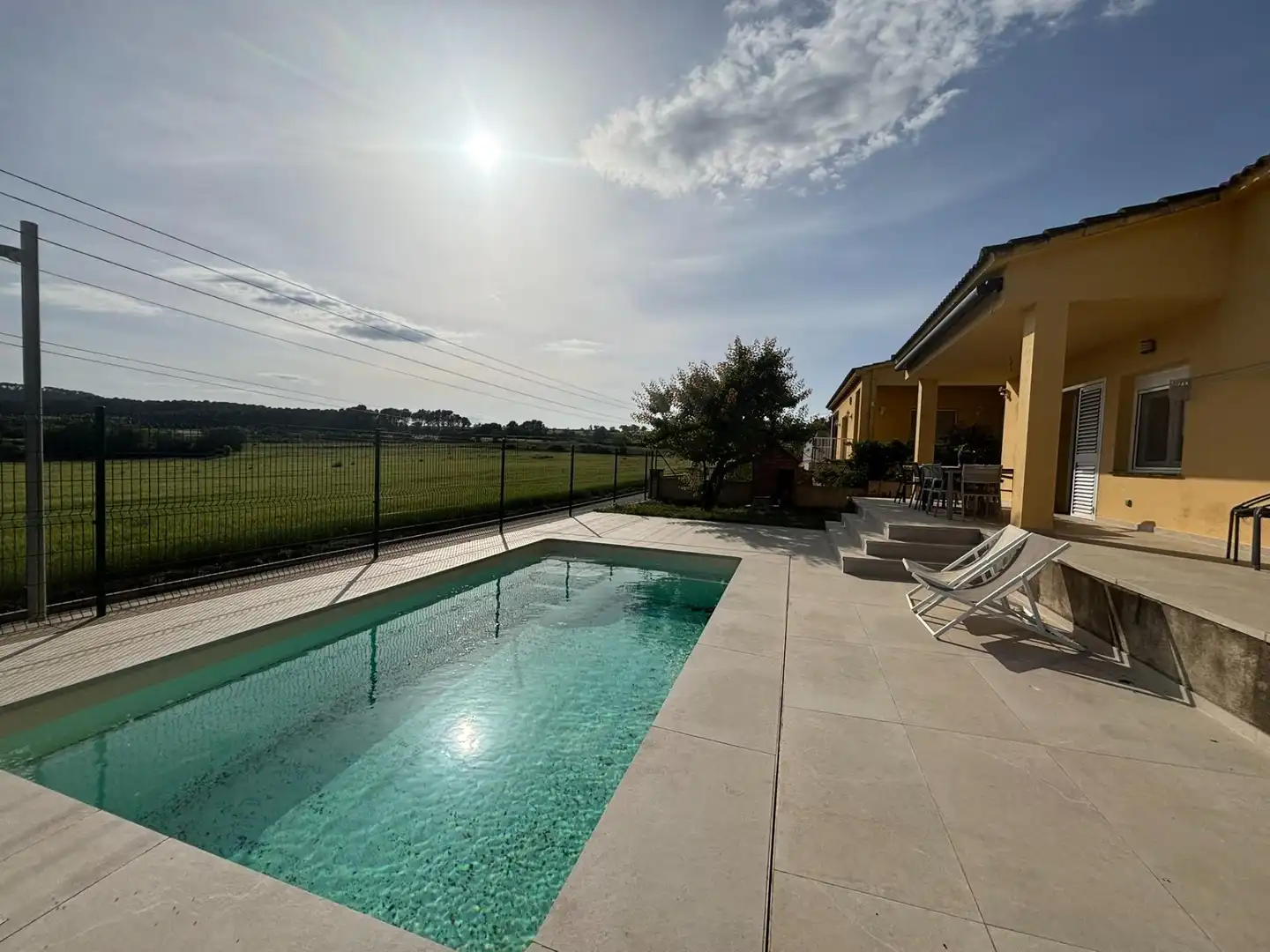 Chalet con piscina en venta en Bàscara, imagen 2